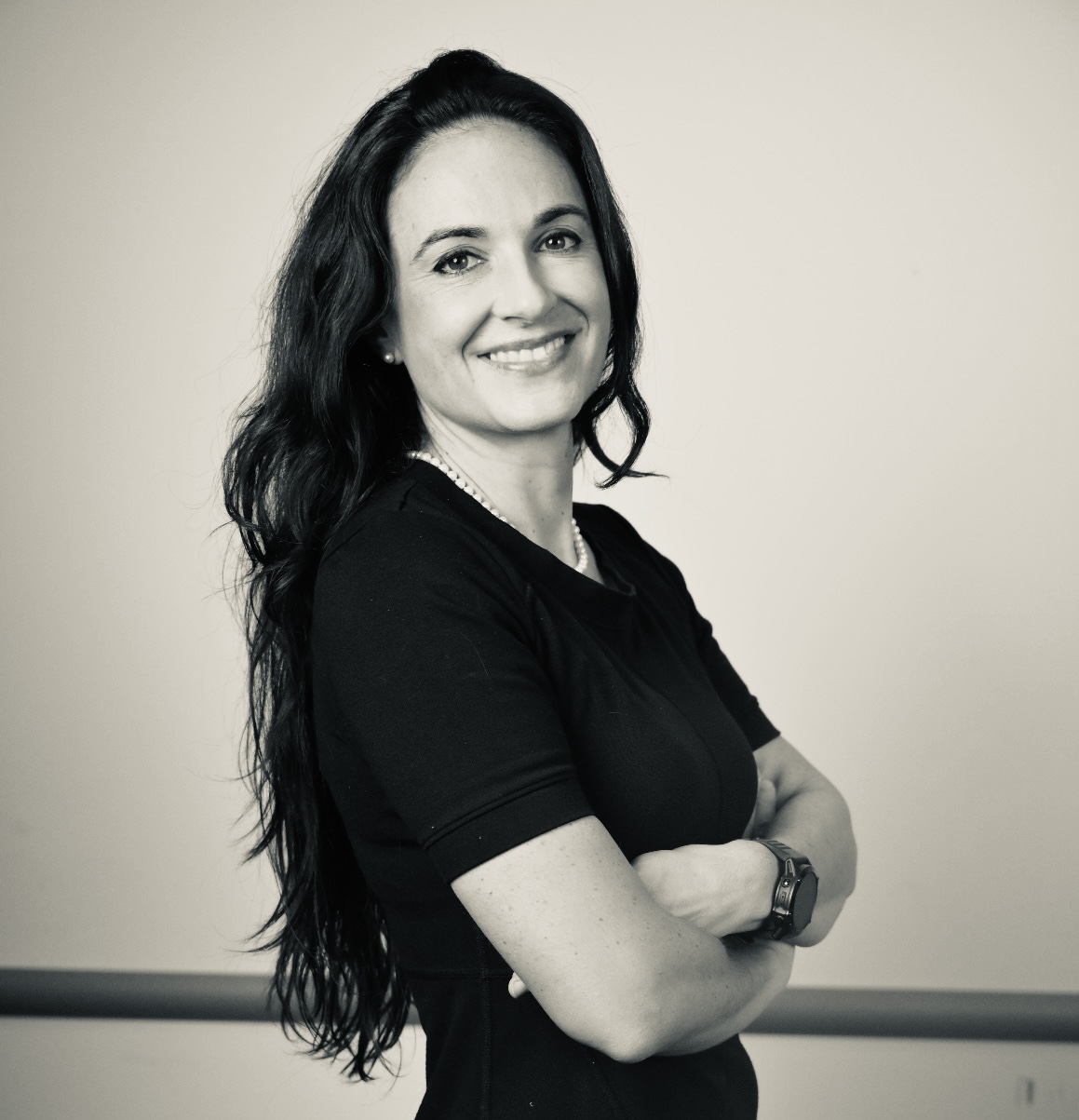 Portrait of Dr. Melinda Maggisano, board-certified general surgeon at Sereva Surgical Clinic
